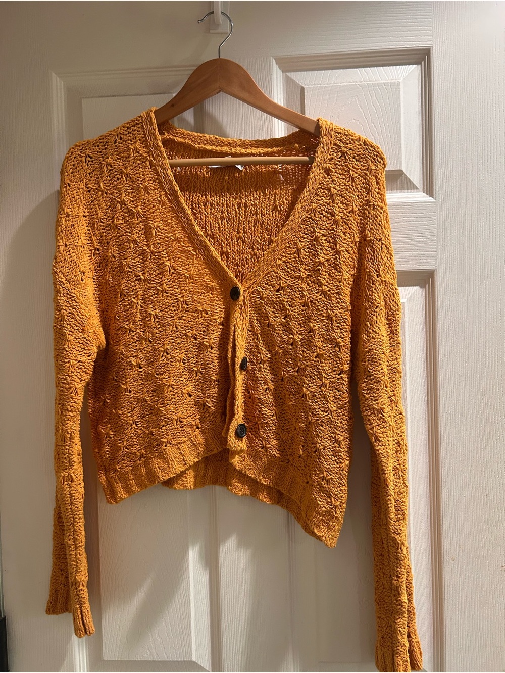 American Eagle Outfitters Golden Yellow V‑Neck Button Cardigan